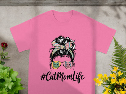 Stylish Pink #CatMomLife Graphic T-Shirt for Cat Lovers