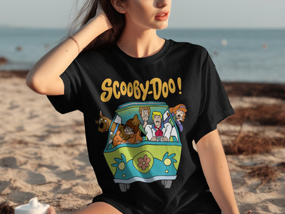 Scooby-Doo Crew in Mystery Machine T-shirt