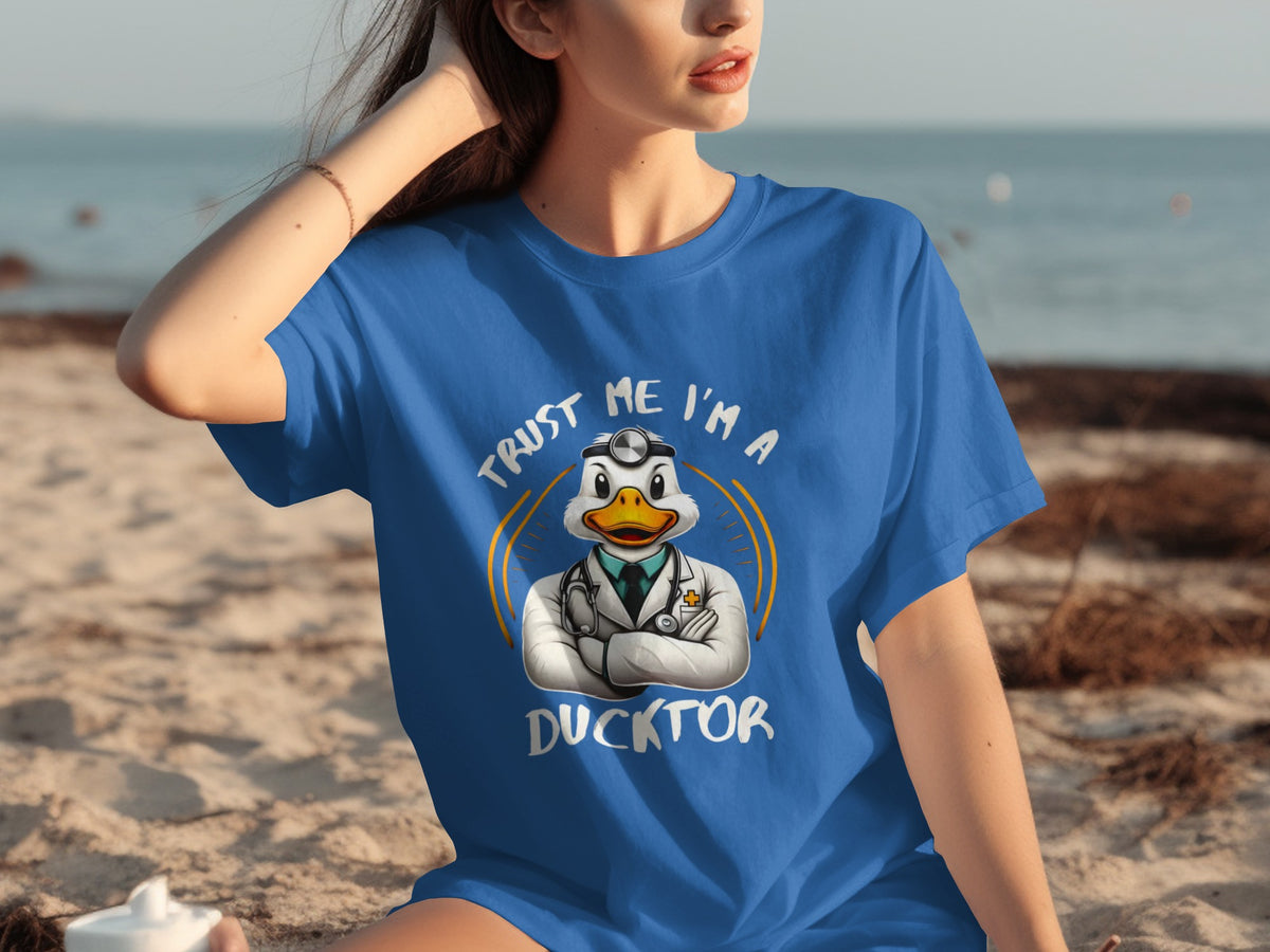 Trust Me I'm A Ducktor Funny Duck Graphic T-Shirt