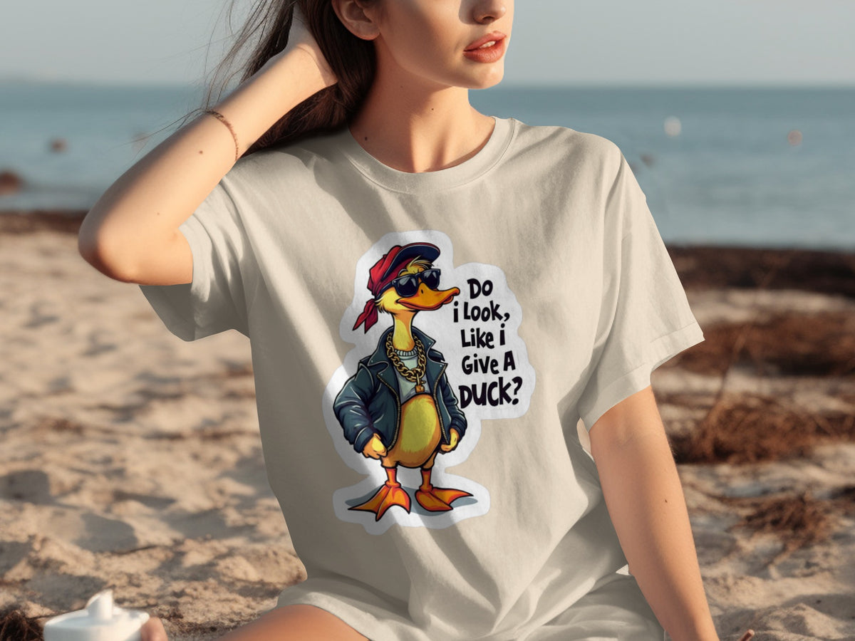 Do I Look Like I Give A Duck Graphic T-shirt