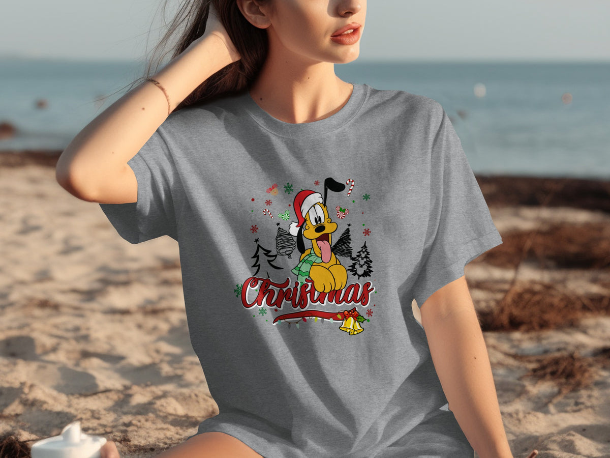 Funny Christmas Dog Festive Design Short Sleeve Shirt